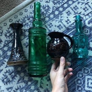 4 pc. bottle and ceramic bundle